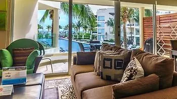 The Elements Playa Del Carmen Apartman