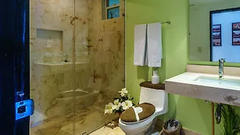 The Elements Playa Del Carmen Apartman