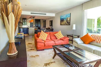 The Elements Playa Del Carmen Apartman