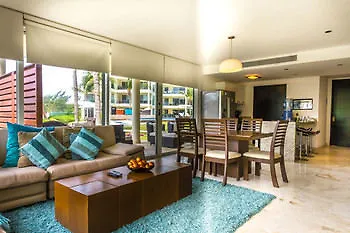 The Elements Playa Del Carmen Apartman