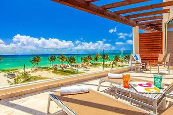 The Elements Playa Del Carmen Apartman