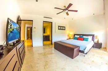 The Elements Playa Del Carmen Apartman