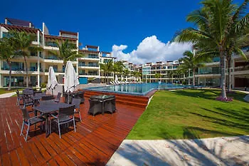 The Elements Playa Del Carmen 아파트