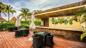 The Elements Playa Del Carmen 아파트